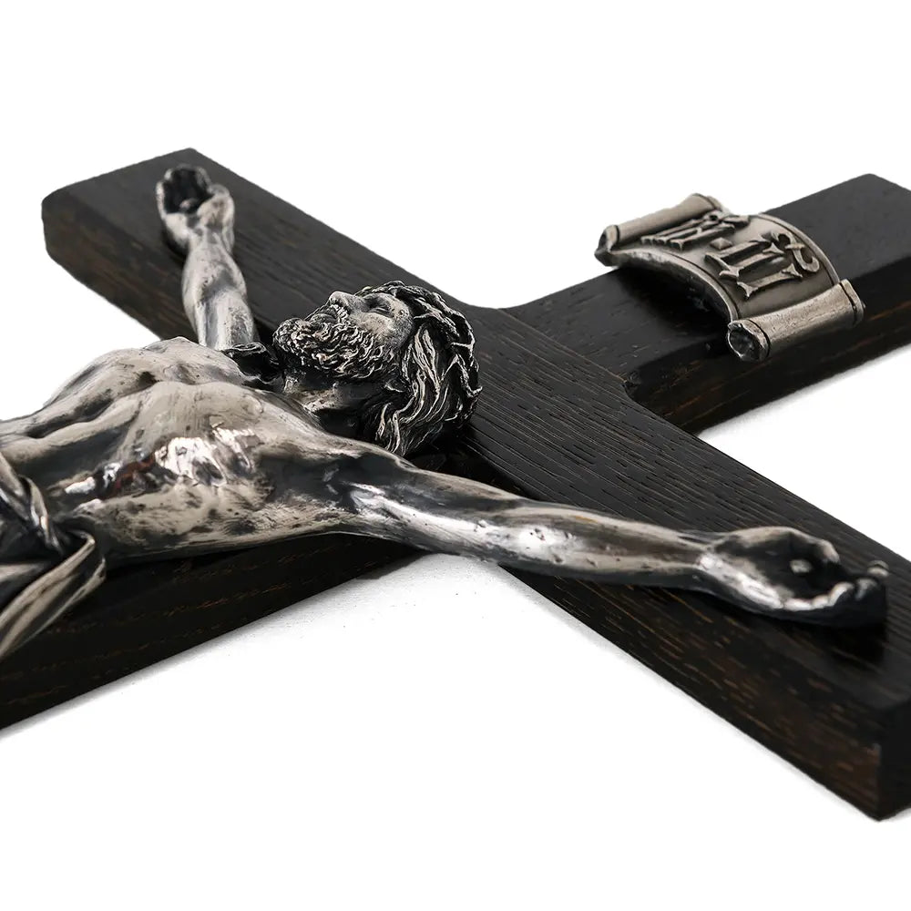 Crucifix de perete K01.1
